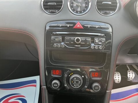 Peugeot RCZ 1.6 THP Red Carbon Euro 5 2dr 33