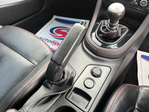Peugeot RCZ 1.6 THP Red Carbon Euro 5 2dr 35
