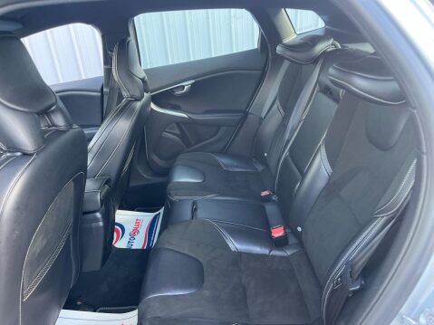 Volvo V40 2.0 D2 R-Design Nav Euro 6 (s/s) 5dr 31
