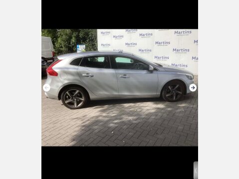 Volvo V40 2.0 D2 R-Design Nav Euro 6 (s/s) 5dr 4