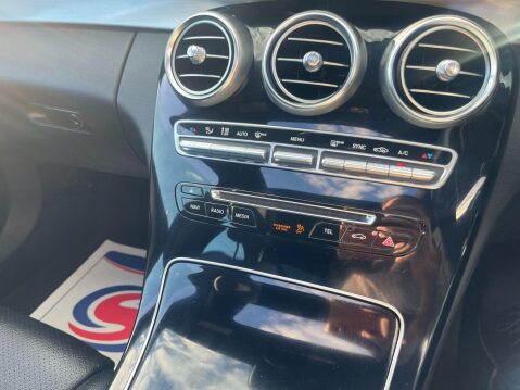 Mercedes-Benz C Class 2.0 C200 AMG Line 7G-Tronic+ Euro 6 (s/s) 5dr 29