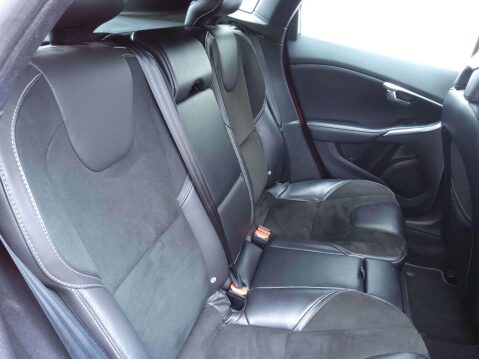 Volvo V40 2.0 D2 R-Design Euro 6 (s/s) 5dr 4