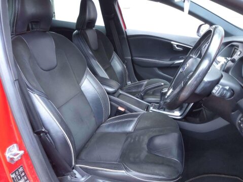 Volvo V40 2.0 D2 R-Design Euro 6 (s/s) 5dr 5