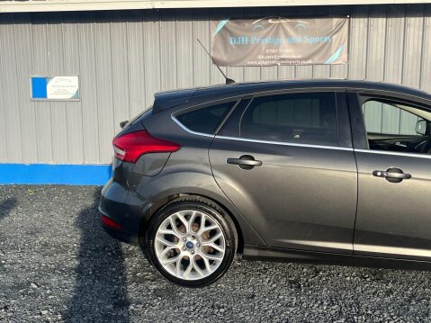 Ford Focus 1.5 TDCi Titanium X Euro 6 (s/s) 5dr 22