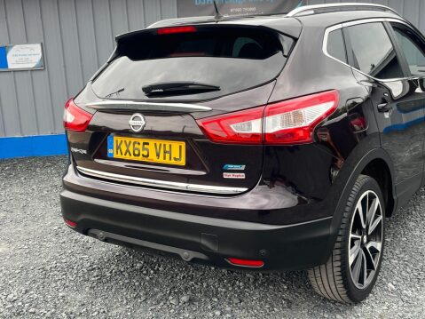 Nissan Qashqai 1.5 dCi Tekna 2WD Euro 5 (s/s) 5dr 45