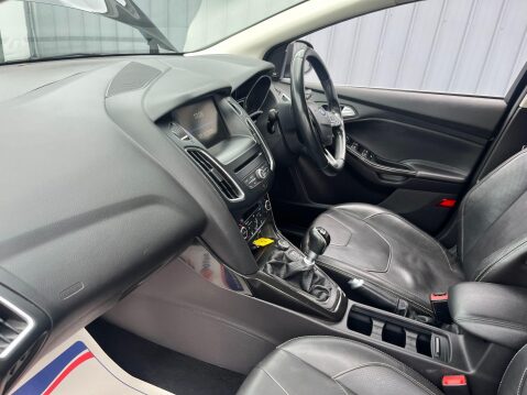 Ford Focus 1.5 TDCi Titanium X Euro 6 (s/s) 5dr 41