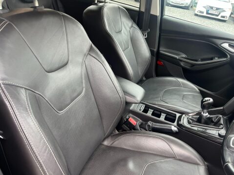 Ford Focus 1.5 TDCi Titanium X Euro 6 (s/s) 5dr 33