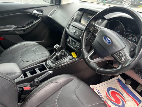 Ford Focus 1.5 TDCi Titanium X Euro 6 (s/s) 5dr 34