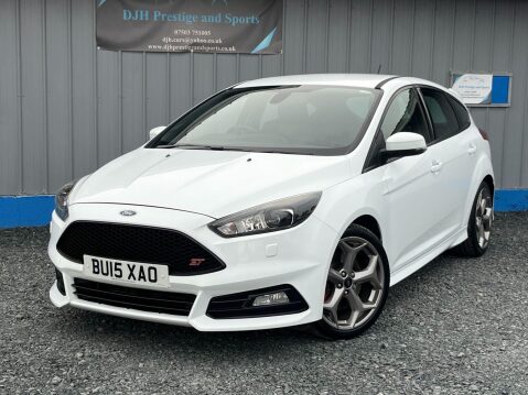 Ford Focus 2.0T EcoBoost ST-3 Euro 6 (s/s) 5dr 64