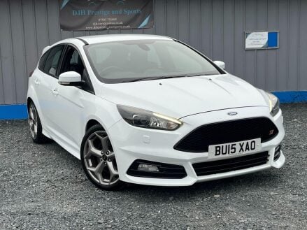 Ford Focus 2.0T EcoBoost ST-3 Euro 6 (s/s) 5dr