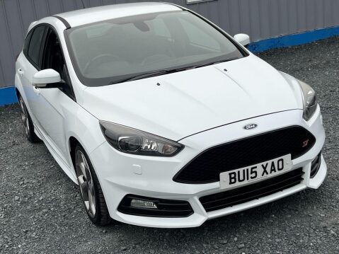 Ford Focus 2.0T EcoBoost ST-3 Euro 6 (s/s) 5dr 44