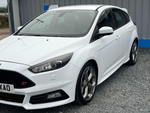 Ford Focus 2.0T EcoBoost ST-3 Euro 6 (s/s) 5dr 68