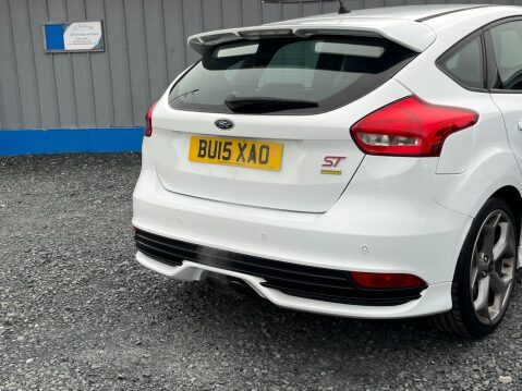 Ford Focus 2.0T EcoBoost ST-3 Euro 6 (s/s) 5dr 50