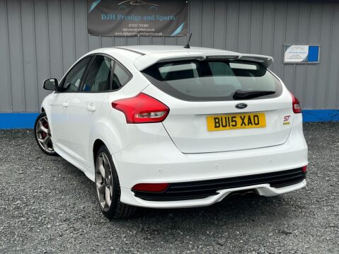 Ford Focus 2.0T EcoBoost ST-3 Euro 6 (s/s) 5dr 57
