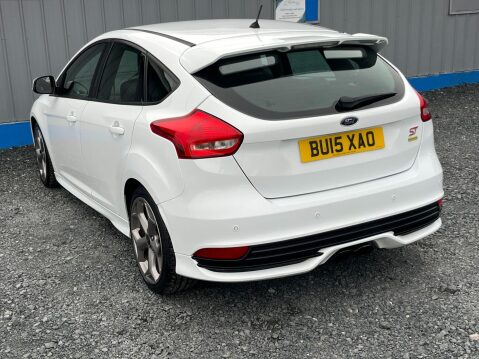 Ford Focus 2.0T EcoBoost ST-3 Euro 6 (s/s) 5dr 54