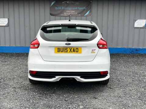 Ford Focus 2.0T EcoBoost ST-3 Euro 6 (s/s) 5dr 8
