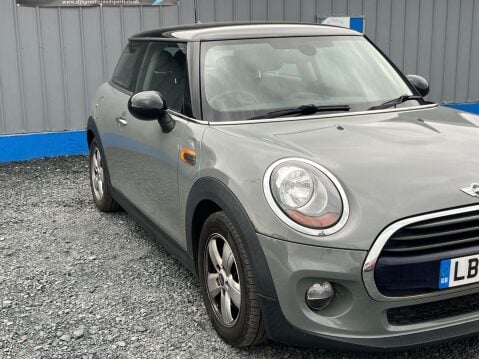 Mini Hatch 1.5 Cooper Euro 6 (s/s) 3dr 10