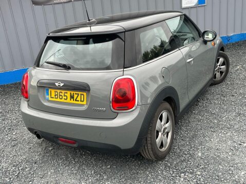 Mini Hatch 1.5 Cooper Euro 6 (s/s) 3dr 20
