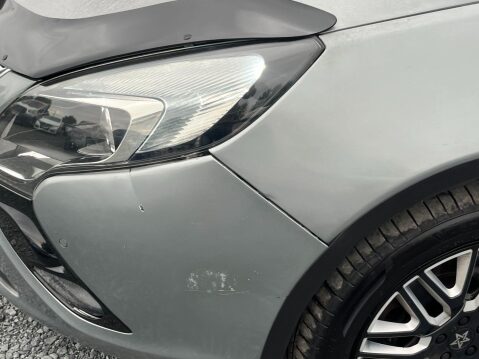 Vauxhall Zafira 2.0 CDTi Exclusiv Euro 5 5dr 27