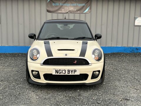 Mini Hatch 1.6 Cooper S Euro 5 (s/s) 3dr 7