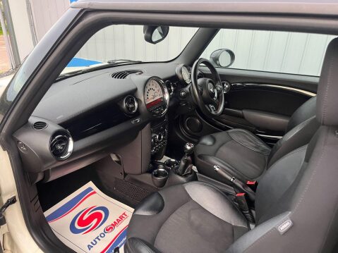 Mini Hatch 1.6 Cooper S Euro 5 (s/s) 3dr 5
