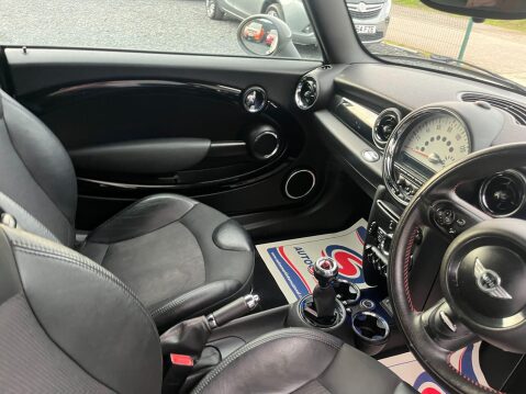Mini Hatch 1.6 Cooper S Euro 5 (s/s) 3dr 40