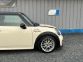 Mini Hatch 1.6 Cooper S Euro 5 (s/s) 3dr 23