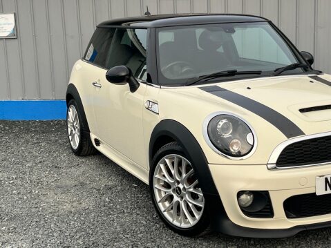 Mini Hatch 1.6 Cooper S Euro 5 (s/s) 3dr 25
