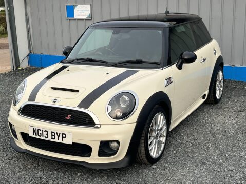 Mini Hatch 1.6 Cooper S Euro 5 (s/s) 3dr 42