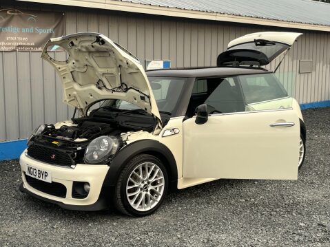 Mini Hatch 1.6 Cooper S Euro 5 (s/s) 3dr 13
