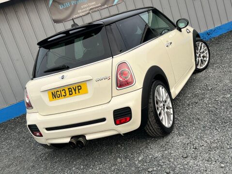 Mini Hatch 1.6 Cooper S Euro 5 (s/s) 3dr 46