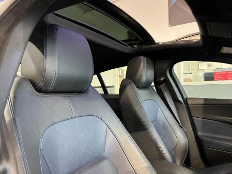 Jaguar XE 2.0d R-Sport Euro 6 (s/s) 4dr 16