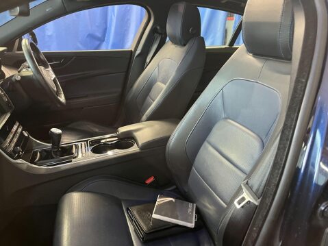Jaguar XE 2.0d R-Sport Euro 6 (s/s) 4dr 10