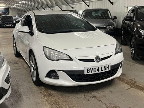 Vauxhall Astra GTC 2.0 CDTi BiTurbo Euro 5 (s/s) 3dr 1