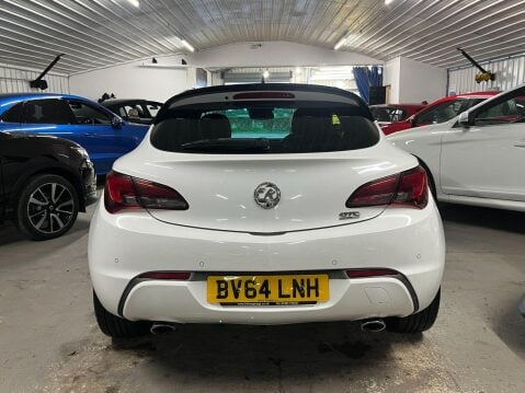 Vauxhall Astra GTC 2.0 CDTi BiTurbo Euro 5 (s/s) 3dr 6