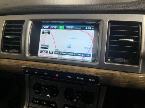 Jaguar XF 2.2d Premium Luxury Sportbrake Auto Euro 5 (s/s) 5dr 4