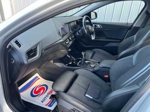 BMW 1 Series 1.5 118i Sport Euro 6 (s/s) 5dr 6