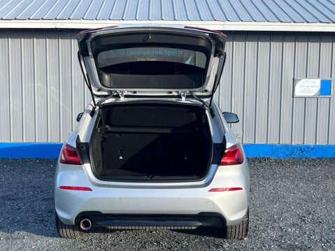 BMW 1 Series 1.5 118i Sport Euro 6 (s/s) 5dr 8