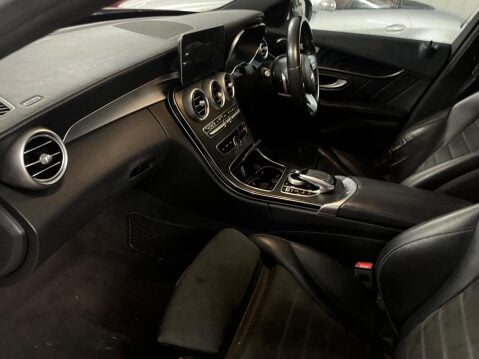Mercedes-Benz C Class 1.5 C200 MHEV EQ Boost AMG Line (Premium) G-Tronic+ Euro 6 (s/s) 5dr 40
