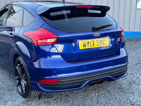 Ford Focus 2.0T EcoBoost ST-2 Euro 6 (s/s) 5dr 48