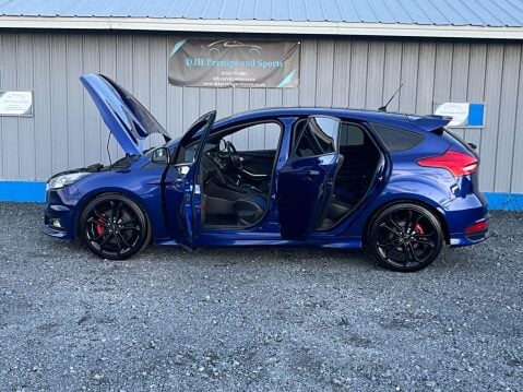 Ford Focus 2.0T EcoBoost ST-2 Euro 6 (s/s) 5dr 14