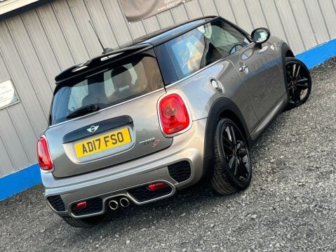 Mini Hatch 2.0 Cooper SD Euro 6 (s/s) 3dr 34