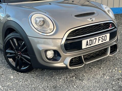 Mini Hatch 2.0 Cooper SD Euro 6 (s/s) 3dr 33