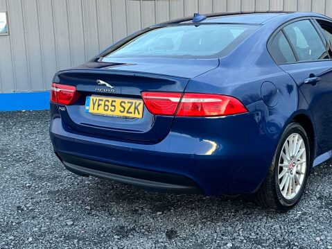 Jaguar XE 2.0d R-Sport Euro 6 (s/s) 4dr 44