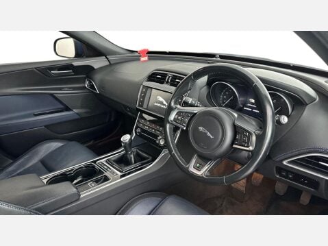 Jaguar XE 2.0d R-Sport Euro 6 (s/s) 4dr 7