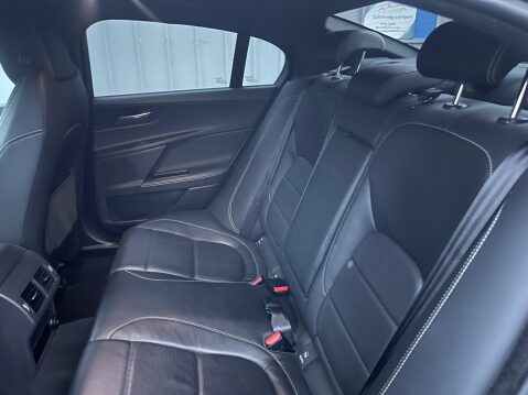 Jaguar XE 2.0d R-Sport Euro 6 (s/s) 4dr 35