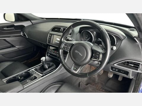 Jaguar XE 2.0d R-Sport Euro 6 (s/s) 4dr 7