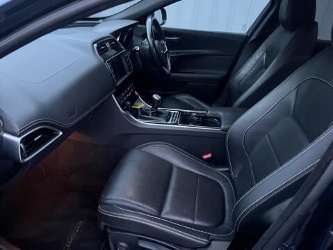 Jaguar XE 2.0d R-Sport Euro 6 (s/s) 4dr 5