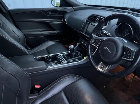Jaguar XE 2.0d R-Sport Euro 6 (s/s) 4dr 6