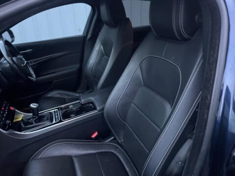 Jaguar XE 2.0d R-Sport Euro 6 (s/s) 4dr 28